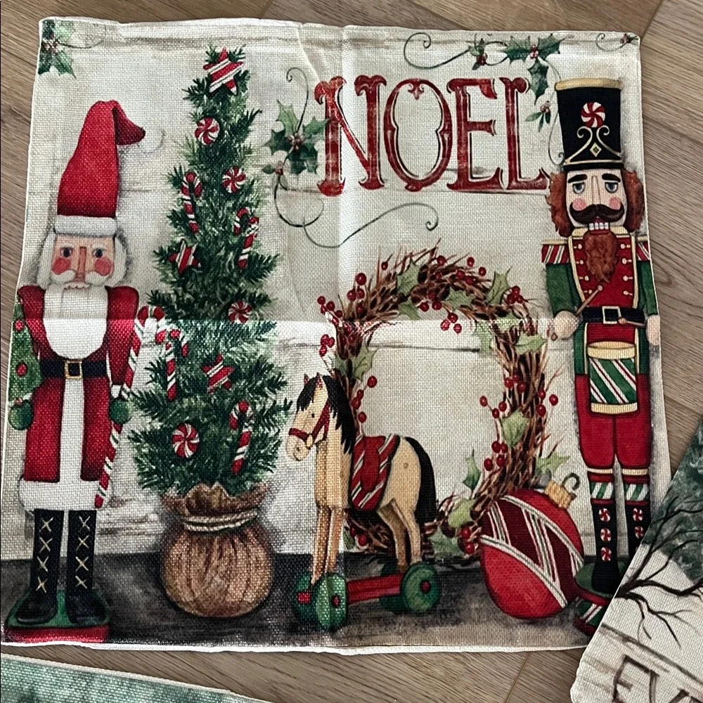 Festive Holiday Pillow Covers Set - 17”x17” NWOT Set of 4